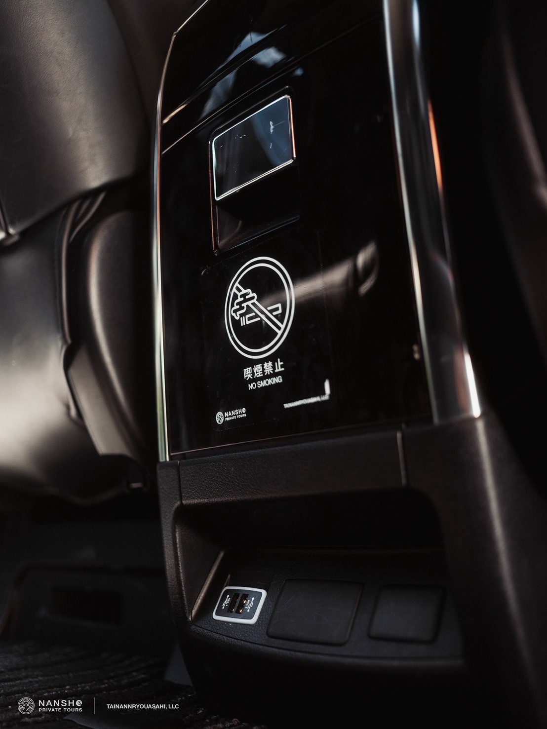 Alphard 車內細節