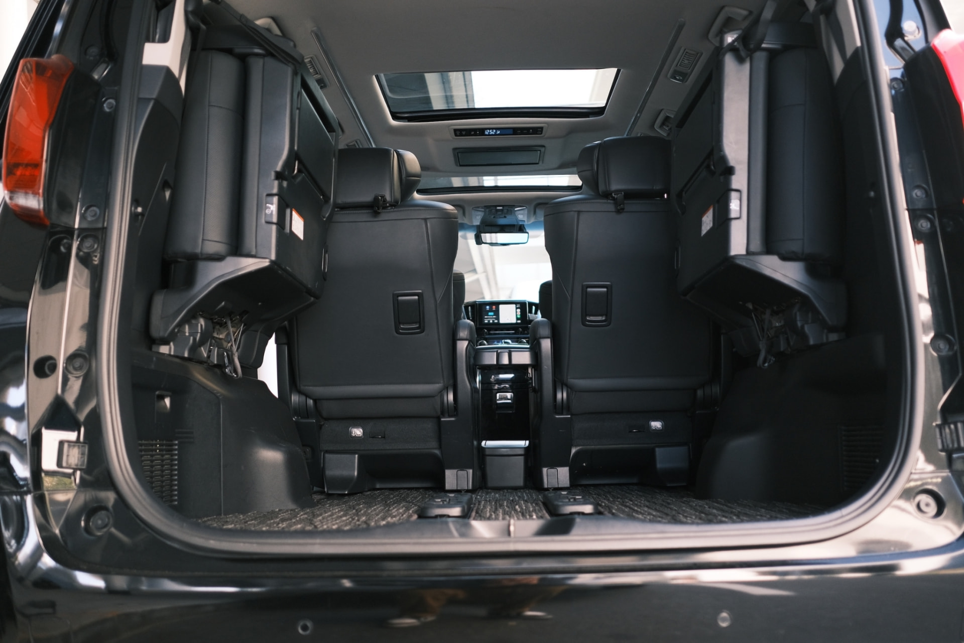 TOYOTA Alphard 30系 - 車內環境 6